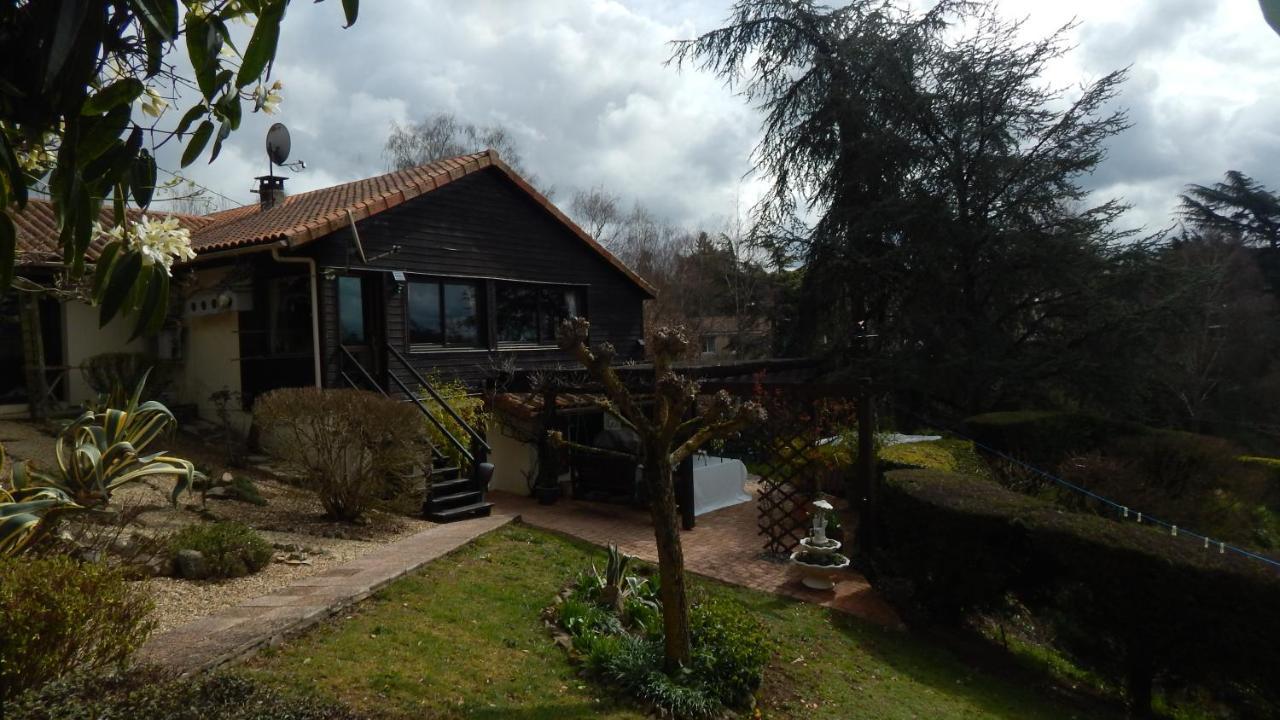 The Petite Chalet Chambre D'Hotes L'Isle-Jourdain  Zewnętrze zdjęcie