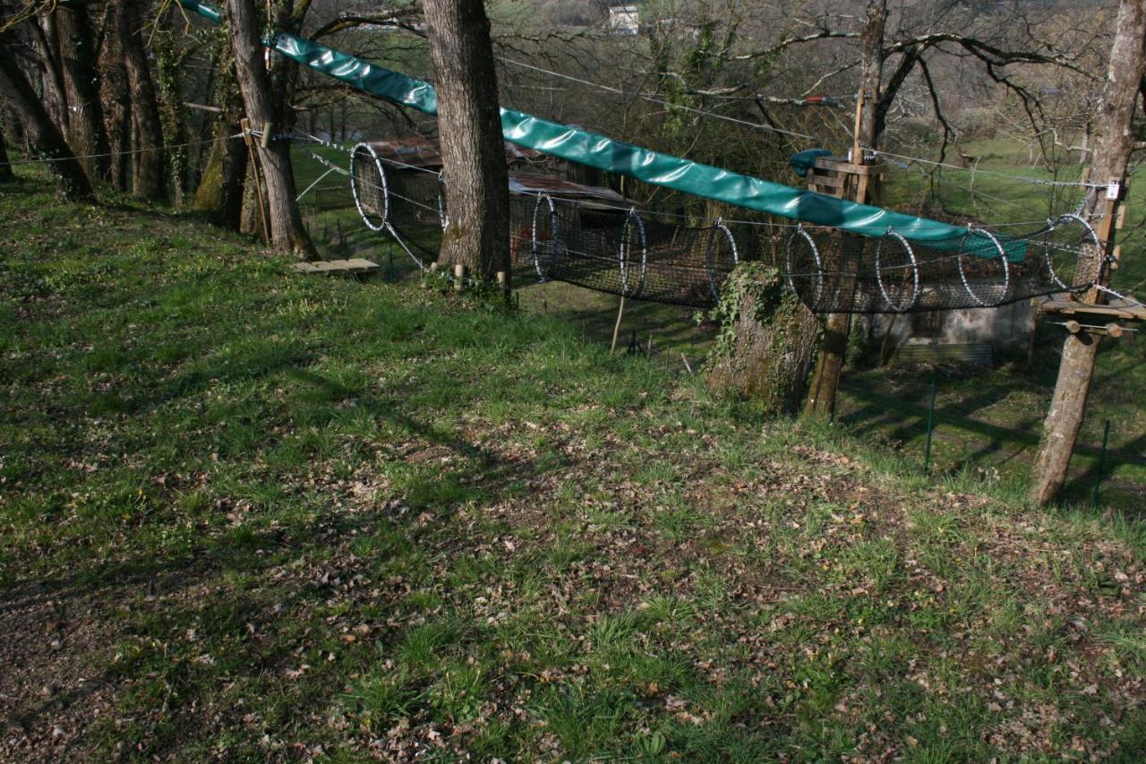 The Petite Chalet Chambre D'Hotes L'Isle-Jourdain  Zewnętrze zdjęcie